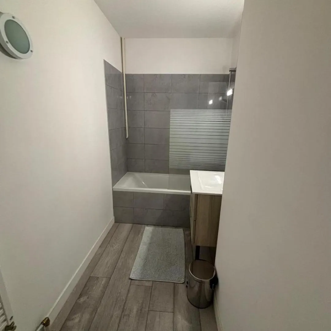 Daire Superbe Grand Studio, Parking Saint-Priest  Fransa